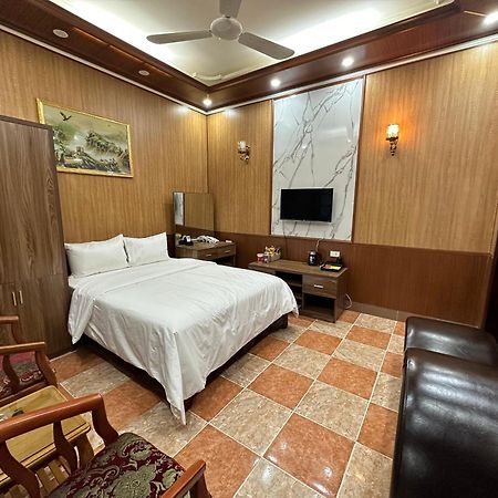 Nhat Tan Hotel Hanoi Exterior foto